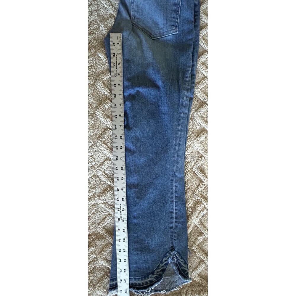 Veronica Beard Carolyn Baby Boot Mid Rise Jeans Womens Size 26/2 Button Fly - Picture 7 of 8